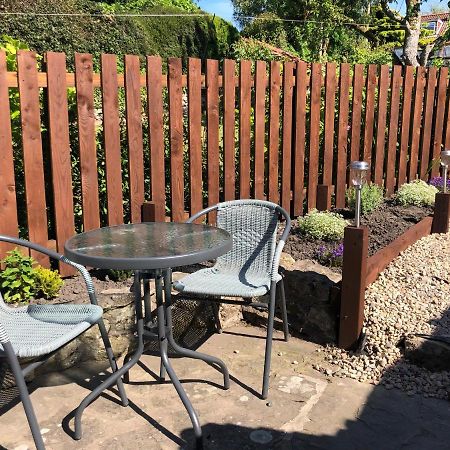 Hill Cottage, Thornton-Le-Dale 손턴 데일 외부 사진