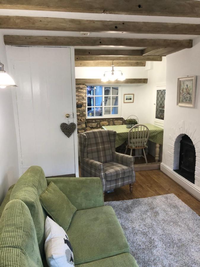 Hill Cottage, Thornton-Le-Dale 손턴 데일 외부 사진