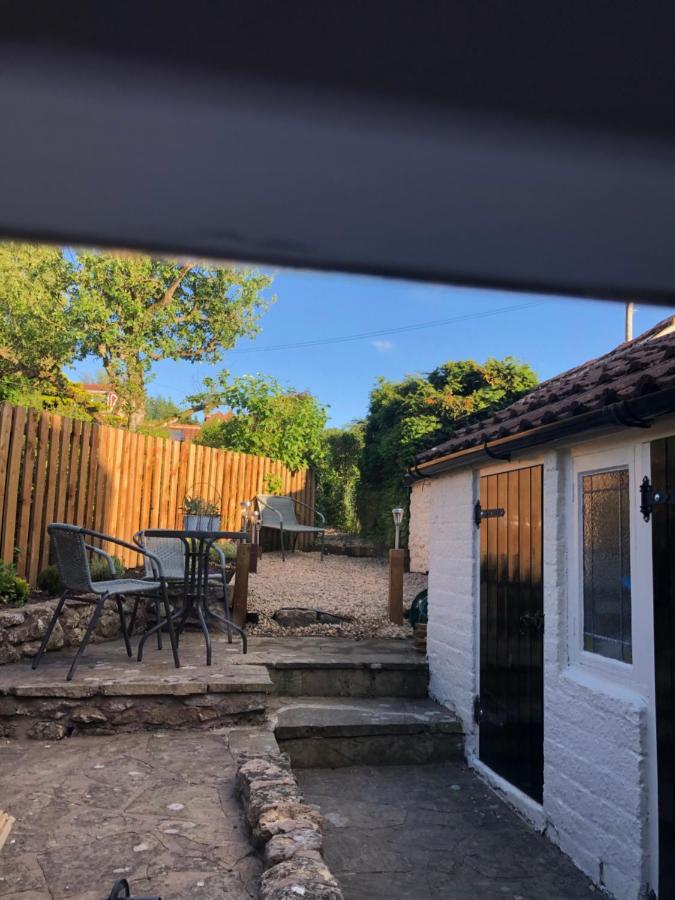 Hill Cottage, Thornton-Le-Dale 손턴 데일 외부 사진