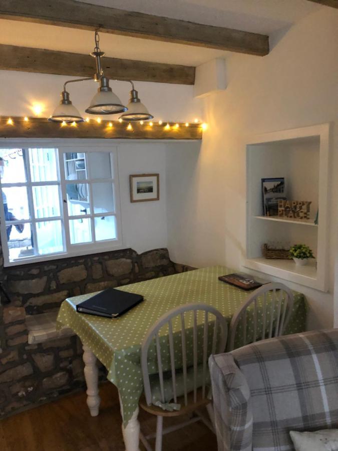 Hill Cottage, Thornton-Le-Dale 손턴 데일 외부 사진